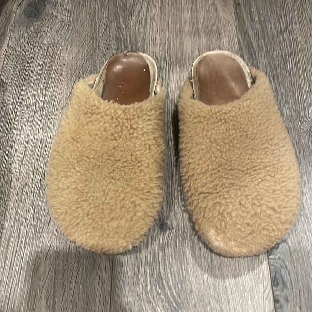 JENNI KAYNE shearling clogs